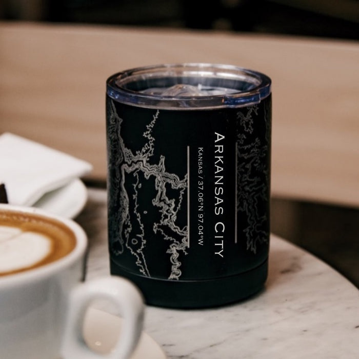 Arkansas City Kansas Custom Engraved City Map Inscription Coordinates on 10oz Stainless Steel Insulated Cup with Sliding Lid in Black