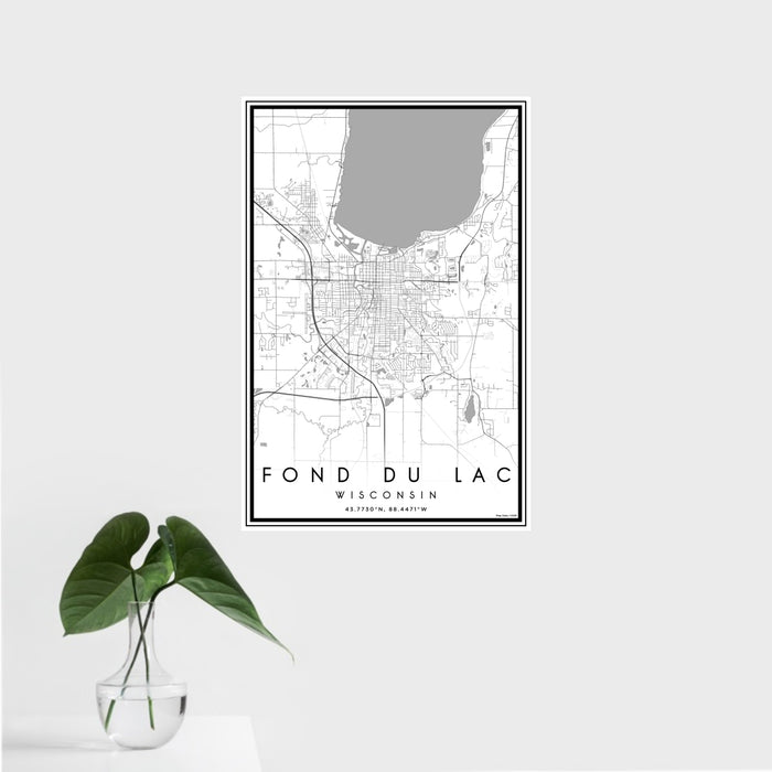 16x24 Fond du Lac Wisconsin Map Print Portrait Orientation in Classic Style With Tropical Plant Leaves in Water