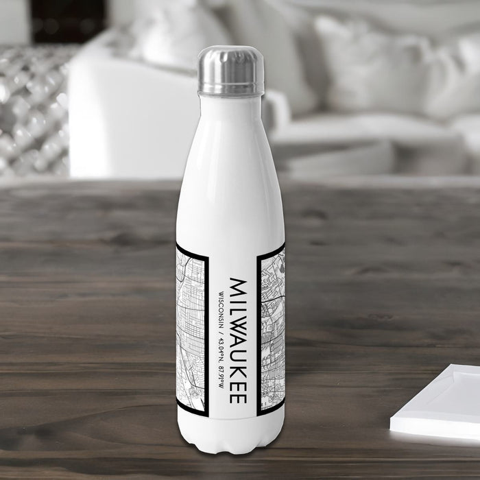 Milwaukee Wisconsin Custom City Map Inscription Coordinates on 17oz Stainless Steel Insulated Bottle with printed classic style map