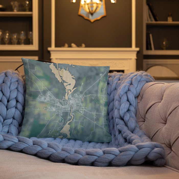 Custom Horicon Wisconsin Map Throw Pillow in Afternoon on Cream Colored Couch