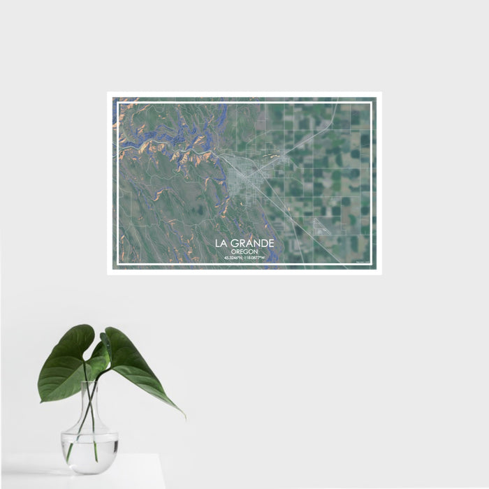 16x24 La Grande Oregon Map Print Landscape Orientation in Afternoon Style With Tropical Plant Leaves in Water