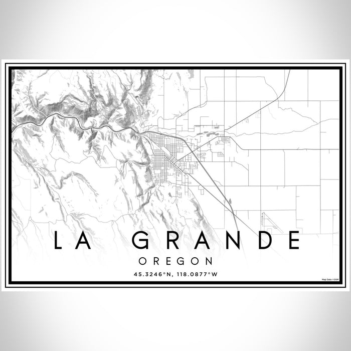 La Grande Oregon Map Print Landscape Orientation in Classic Style With Shaded Background